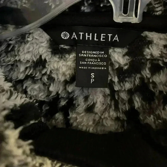 Athleta Glacier Black Tugga Sherpa‎ Jacquard Hoodie - Picture 7 of 14